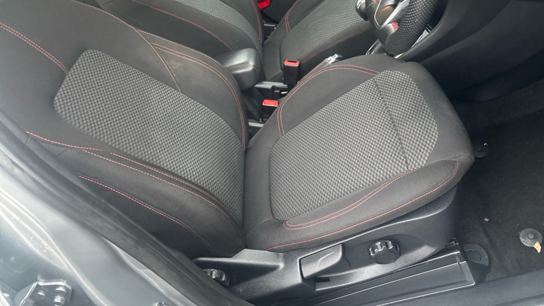 Ford Puma 1.0 EcoBoost Hybrid mHEV ST-Line 5dr Petrol Hatchback